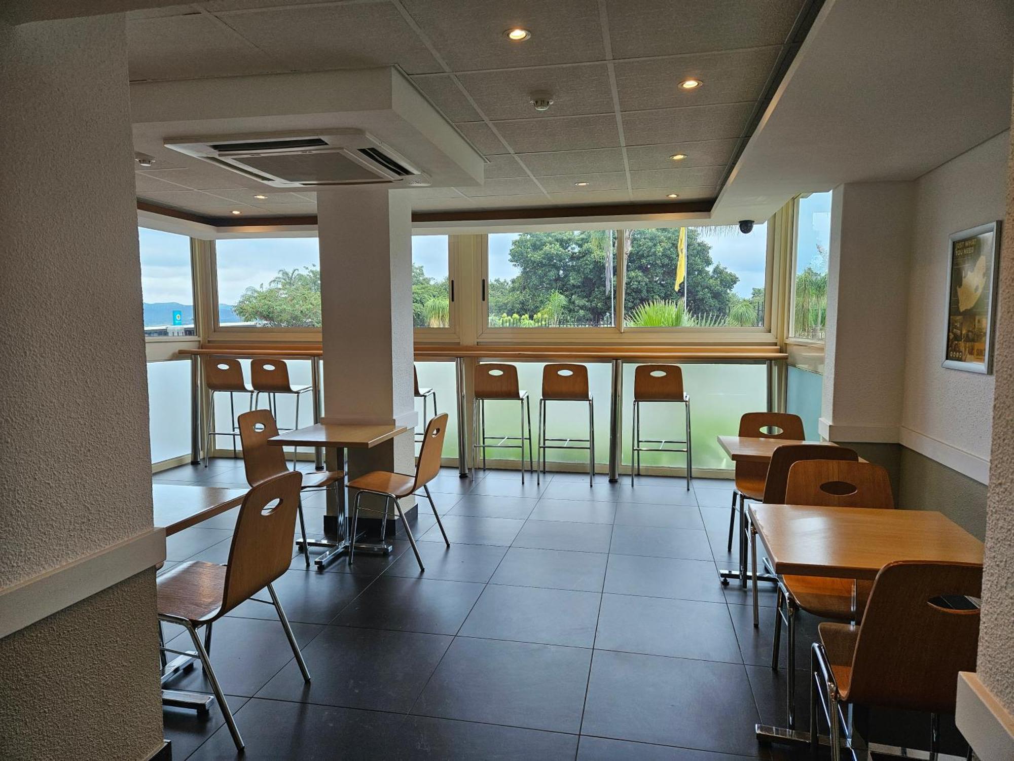 Sun1 Nelspruit Hotel Mbombela Екстериор снимка